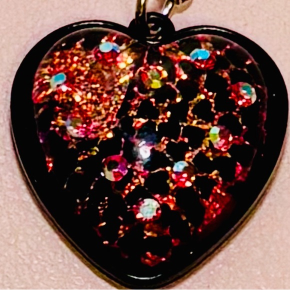 Betsey Johnson DIY key chain - Picture 2 of 3